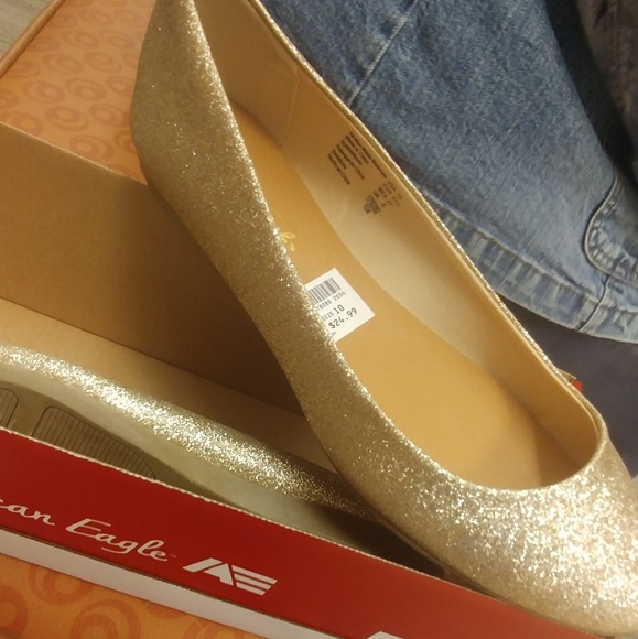 womens gold flats